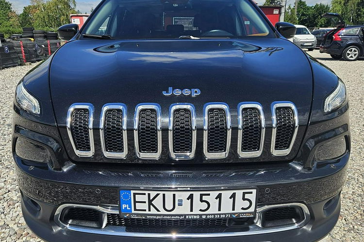 Jeep Cherokee 2.2 JTD 185 kM zdjęcie 33