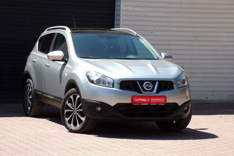 Nissan Qashqai Automat /4x4 /Navi /solardach /2.0 /141KM /2013 zdjęcie 2