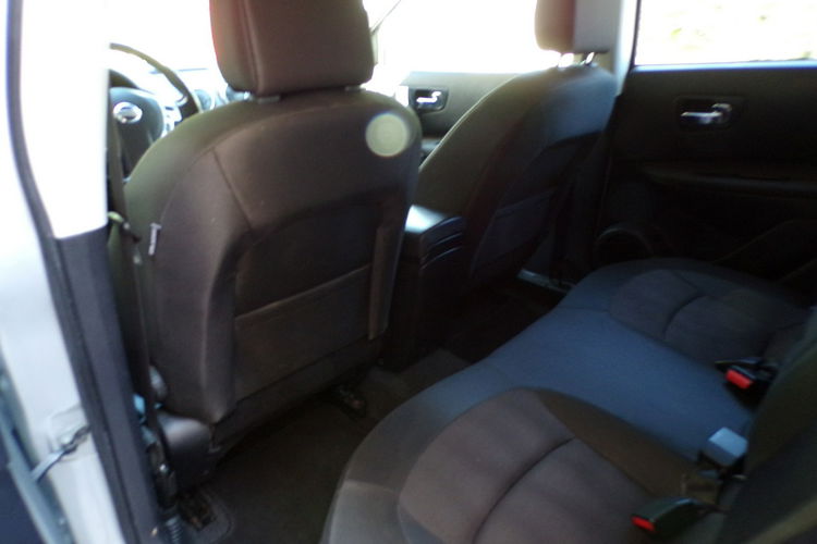 Nissan Qashqai Automat /4x4 /Navi /solardach /2.0 /141KM /2013 zdjęcie 24