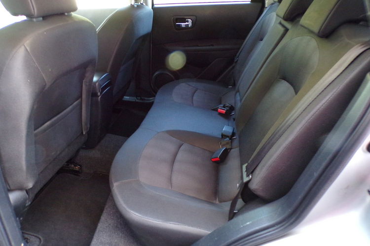 Nissan Qashqai Automat /4x4 /Navi /solardach /2.0 /141KM /2013 zdjęcie 25