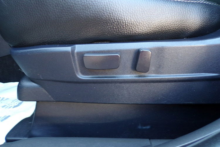 Peugeot 4008 Xenon /4X4 /Skóry /Led /Navi /1.6 /114KM /2013 zdjęcie 26