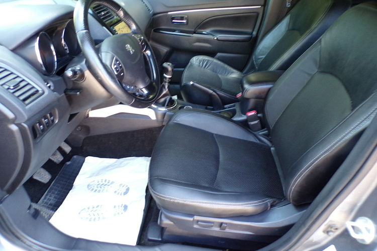 Peugeot 4008 Xenon /4X4 /Skóry /Led /Navi /1.6 /114KM /2013 zdjęcie 28