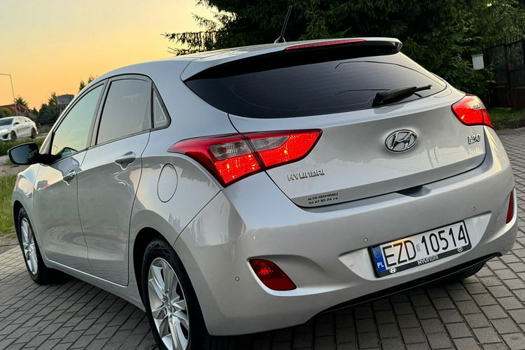 Hyundai i30 Niski Przebieg Gwarancja BDB stan zdjęcie 2