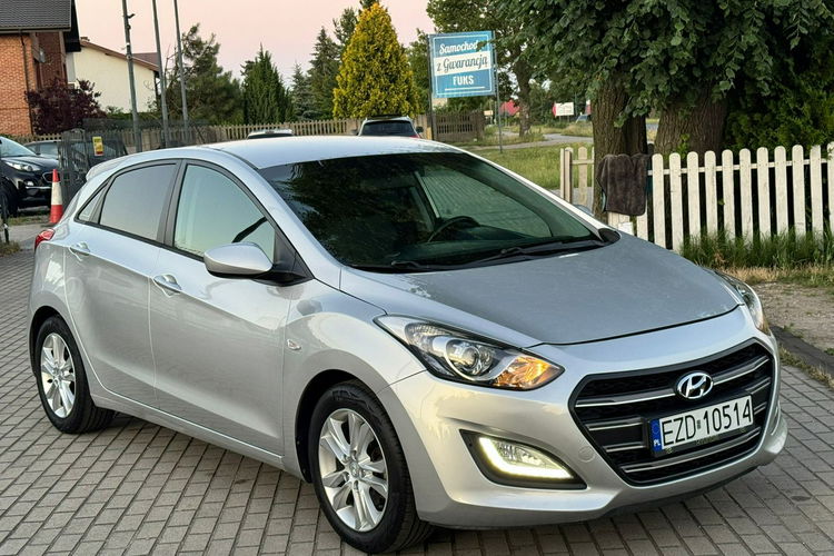 Hyundai i30 Niski Przebieg Gwarancja BDB stan zdjęcie 6