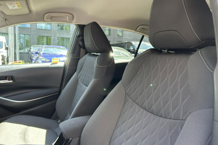 Toyota Corolla 1.8 HSD 122KM COMFORT STYLE TECH, salon Polska, gwarancja zdjęcie 31