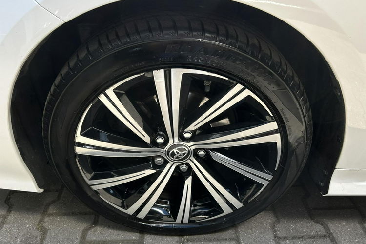 Toyota Corolla 1.8 HSD 122KM COMFORT STYLE TECH, salon Polska, gwarancja zdjęcie 32