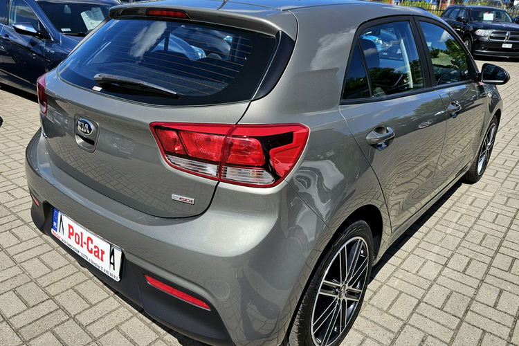 Kia Rio model 2018, grzana kierownica i fotele, asystent pasa, radar zdjęcie 8