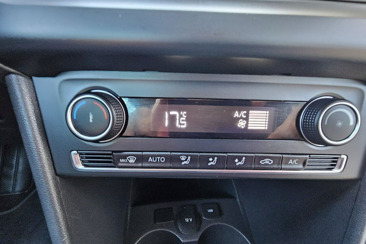 Volkswagen Polo Grzane fotele, tempomat, felgi 17 zdjęcie 22