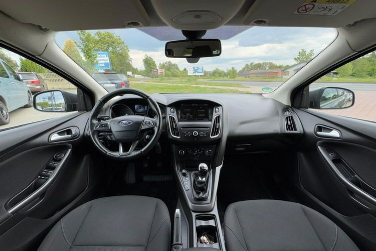 Ford Focus Benzyna Gwarancja zdjęcie 18