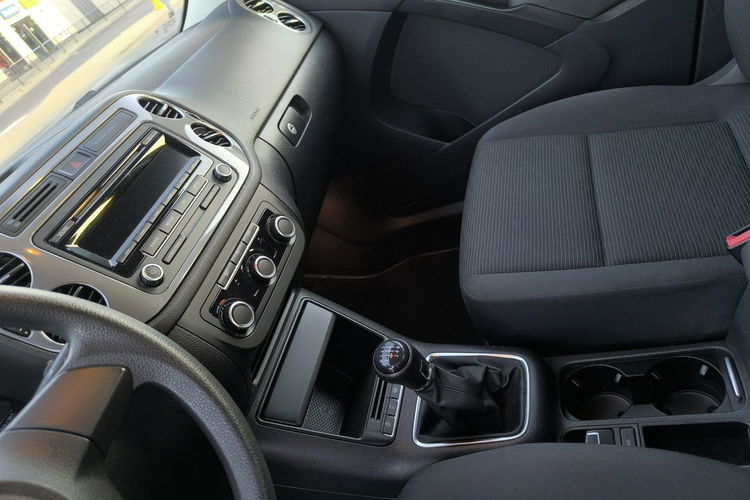 Volkswagen Tiguan 2.0TDi Lift Klimatyzacja Parktronic zdjęcie 15
