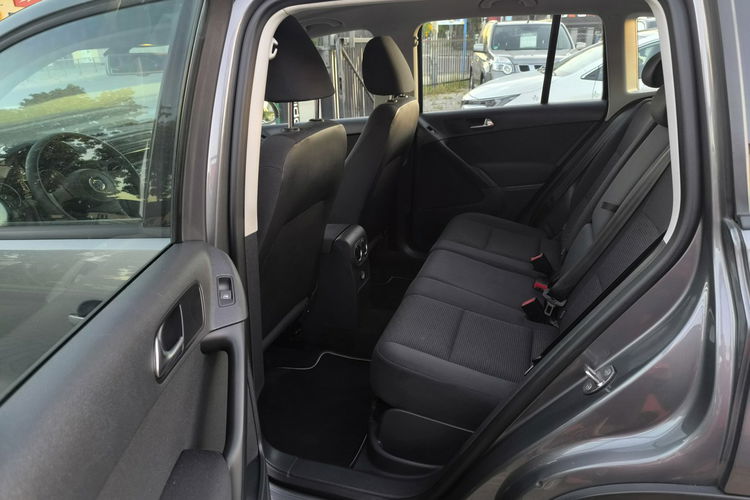 Volkswagen Tiguan 2.0TDi Lift Klimatyzacja Parktronic zdjęcie 17