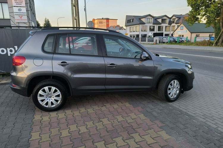 Volkswagen Tiguan 2.0TDi Lift Klimatyzacja Parktronic zdjęcie 2