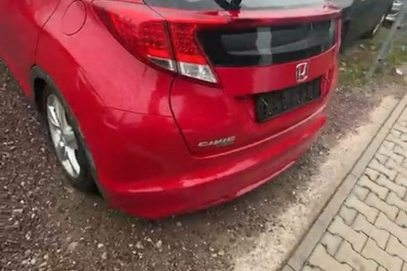 Honda Civic 1.8 V TEC Zadbana Serwisowana z bardzo niskim przebiegiem zdjęcie 2