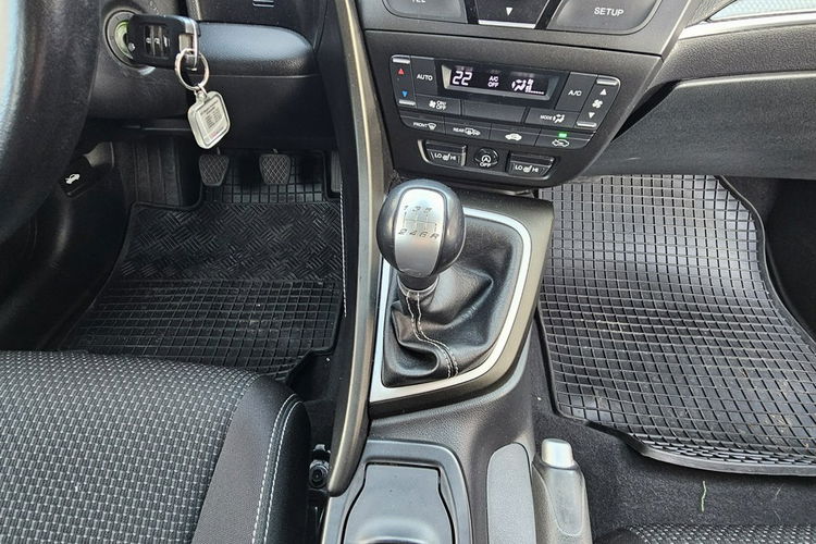 Honda Civic grzane fotele, model 2016, wersja elegance zdjęcie 20