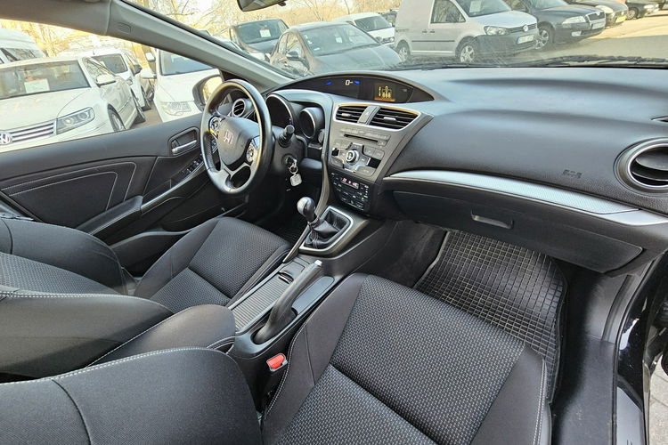 Honda Civic grzane fotele, model 2016, wersja elegance zdjęcie 21