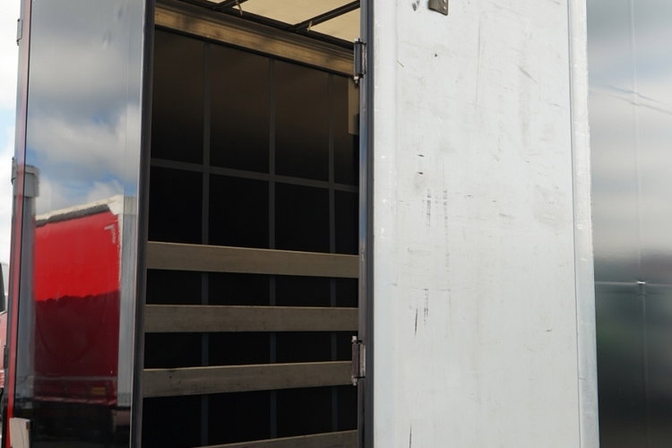 DAF XF 480 / KLIMATYZACJA POSTOJOWA /  ZESTAW TANDEM / 120 M3 / PRZEJAZDOWY / Wecon / 2019 / PO KONTRAKCIE SERWISOWYM zdjęcie 24