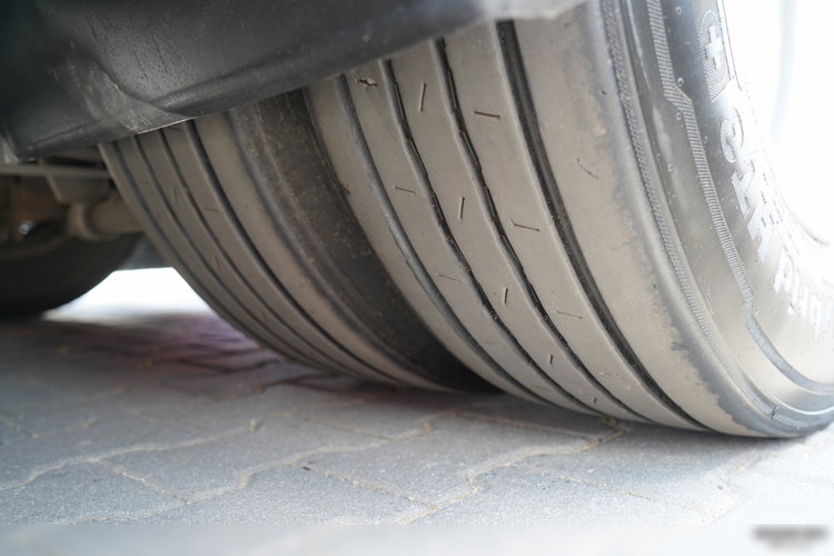 DAF XF 480 / KLIMATYZACJA POSTOJOWA /  ZESTAW TANDEM / 120 M3 / PRZEJAZDOWY / Wecon / 2019 / PO KONTRAKCIE SERWISOWYM zdjęcie 35