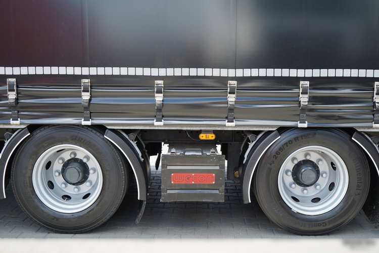 DAF XF 480 / KLIMATYZACJA POSTOJOWA /  ZESTAW TANDEM / 120 M3 / PRZEJAZDOWY / Wecon / 2019 / PO KONTRAKCIE SERWISOWYM zdjęcie 36