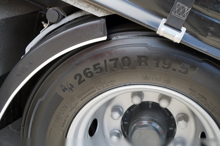 DAF XF 480 / KLIMATYZACJA POSTOJOWA /  ZESTAW TANDEM / 120 M3 / PRZEJAZDOWY / Wecon / 2019 / PO KONTRAKCIE SERWISOWYM zdjęcie 37