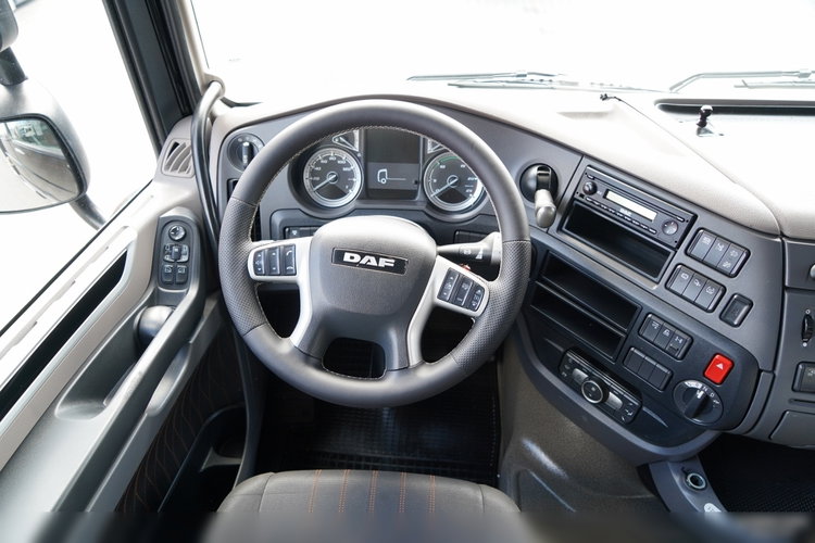 DAF XF 480 / KLIMATYZACJA POSTOJOWA /  ZESTAW TANDEM / 120 M3 / PRZEJAZDOWY / Wecon / 2019 / PO KONTRAKCIE SERWISOWYM zdjęcie 41
