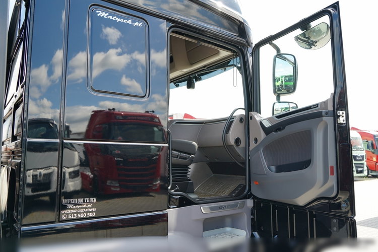 DAF XF 480 / KLIMATYZACJA POSTOJOWA /  ZESTAW TANDEM / 120 M3 / PRZEJAZDOWY / Wecon / 2019 / PO KONTRAKCIE SERWISOWYM zdjęcie 46