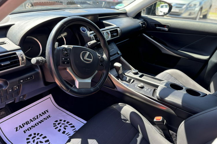 Lexus IS is300h, Stan bardzo dobry zdjęcie 13