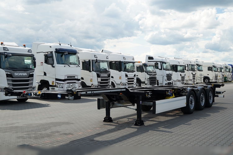 Krone / NACZEPA PODKONTENEROWA / UNIWERSALNA / 2023 ROK / ROZSUWANY TYŁ / OŚ PODNOSZONA / DO WSZYSTKICH RODZAJÓW KONTENERÓW / zdjęcie 2