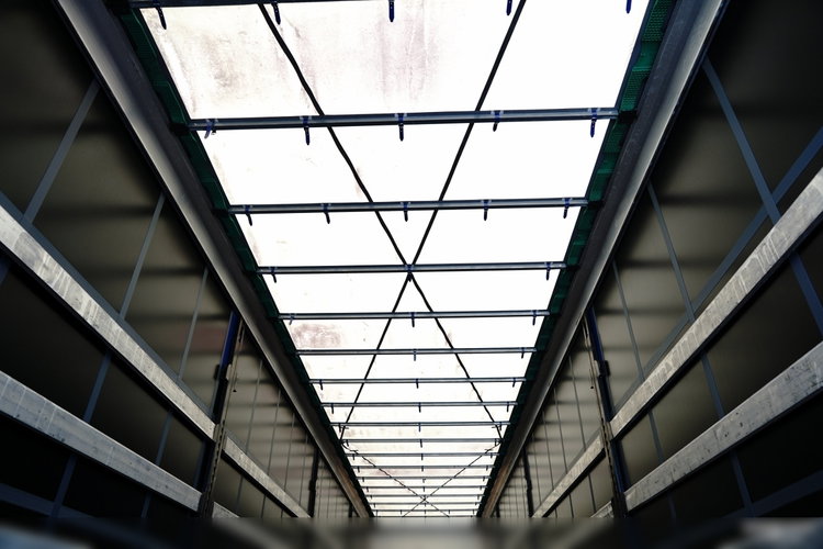 Krone FIRANKA STANDARD / OŚ PODNOSZONA / DACH PODNOSOZNY / OPONY 100% / 2019 ROK zdjęcie 18