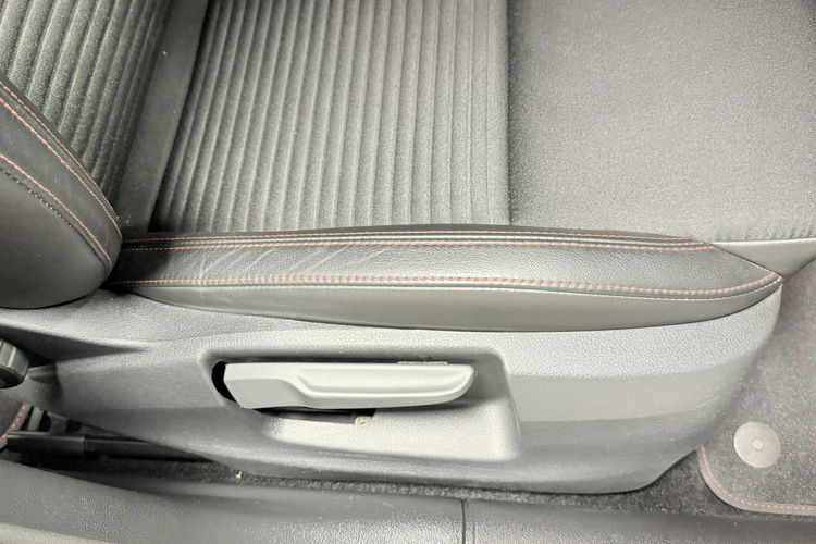 Skoda Octavia 2.0 TDI 184KM CHALLENGE VRS Mode + DSG + Navi + LED + 1 Właściciel zdjęcie 26