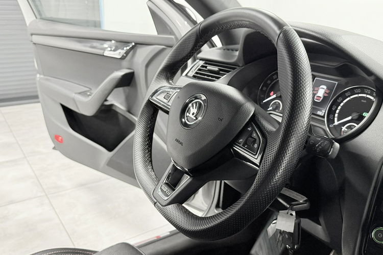 Skoda Octavia 2.0 TDI 184KM CHALLENGE VRS Mode + DSG + Navi + LED + 1 Właściciel zdjęcie 32