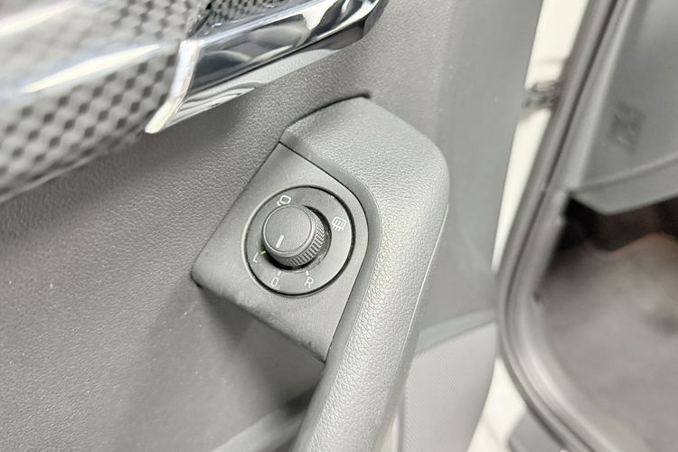 Skoda Octavia 2.0 TDI 184KM CHALLENGE VRS Mode + DSG + Navi + LED + 1 Właściciel zdjęcie 36