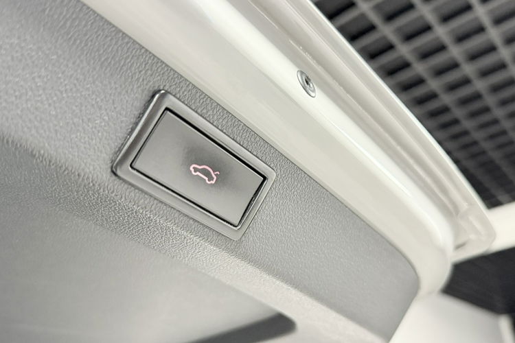 Skoda Octavia 2.0 TDI 184KM CHALLENGE VRS Mode + DSG + Navi + LED + 1 Właściciel zdjęcie 38