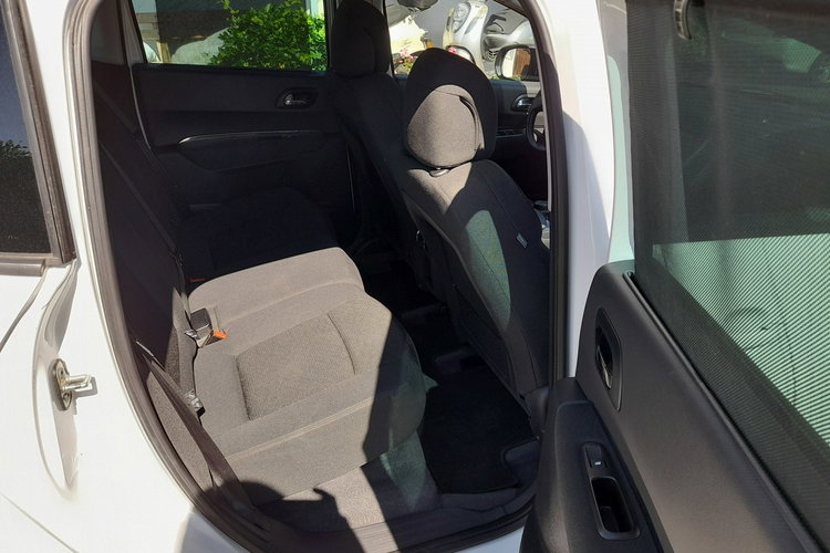 Peugeot 3008 1.6 BlueHDI 120 kM nawigacja, tempomat zdjęcie 9