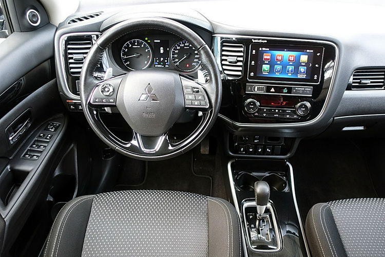 Mitsubishi Outlander 4x4 Automat Instyle LED+ACC+NAVI Gwarancja Iwł Kraj Bezwyp ASO FV23% 4x2 zdjęcie 12