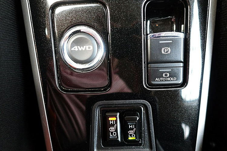 Mitsubishi Outlander 4x4 Automat Instyle LED+ACC+NAVI Gwarancja Iwł Kraj Bezwyp ASO FV23% 4x2 zdjęcie 19