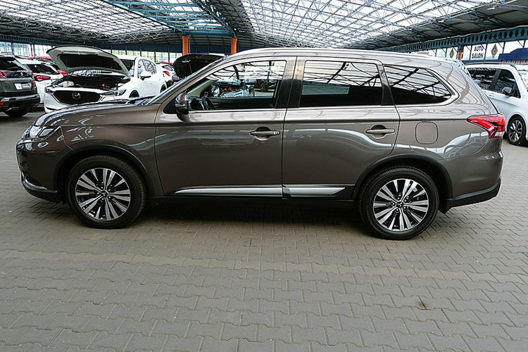 Mitsubishi Outlander 4x4 Automat Instyle LED+ACC+NAVI Gwarancja Iwł Kraj Bezwyp ASO FV23% 4x2 zdjęcie 3