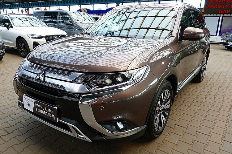 Mitsubishi Outlander 4x4 Automat Instyle LED+ACC+NAVI Gwarancja Iwł Kraj Bezwyp ASO FV23% 4x2 zdjęcie 76