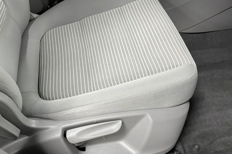 Seat Alhambra 2.0tdi170KM dsg 7osob webasto kamera keyless navi zdjęcie 21