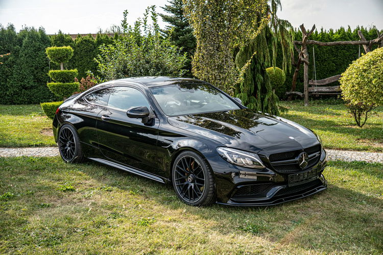 Mercedes C 63 AMG COUPE / Carbon Body KIT / 4.0 V8 476HP zdjęcie 12