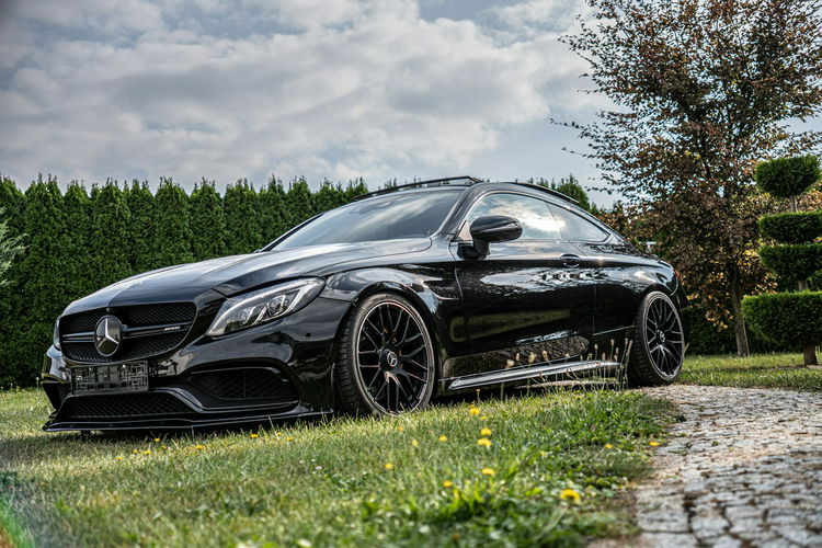 Mercedes C 63 AMG COUPE / Carbon Body KIT / 4.0 V8 476HP zdjęcie 9