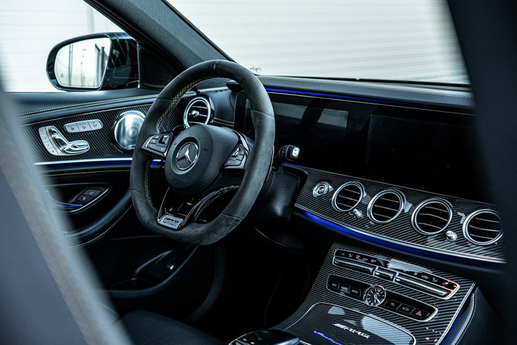 Mercedes E 63 AMG E63s AMG 4-Matic+ EDITION 1 /// UKŁAD WYDECHOWY AMG PERFORMANCE zdjęcie 25