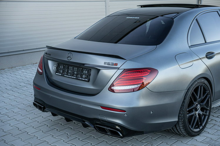 Mercedes E 63 AMG E63s AMG 4-Matic+ EDITION 1 /// UKŁAD WYDECHOWY AMG PERFORMANCE zdjęcie 4