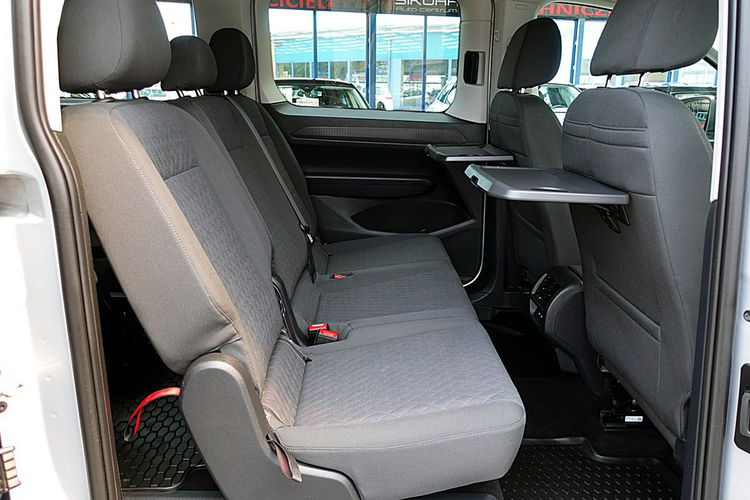 Volkswagen Caddy 7-Osób LONG AUTOMAT LED+Navi FABRYCZNA Gwarancja I-wł Kraj Bezwyp F23% 4x2 zdjęcie 10