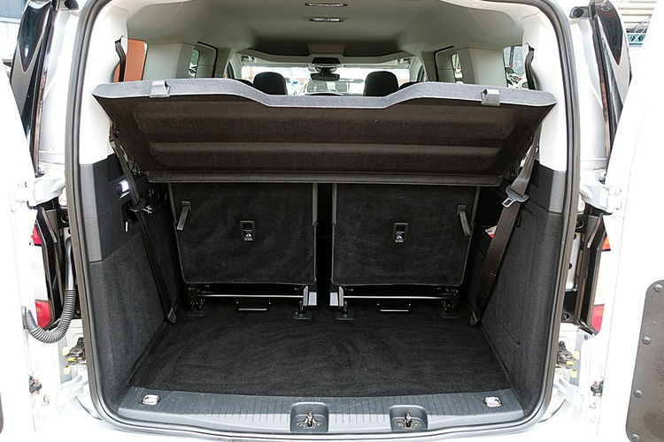 Volkswagen Caddy 7-Osób LONG AUTOMAT LED+Navi FABRYCZNA Gwarancja I-wł Kraj Bezwyp F23% 4x2 zdjęcie 13