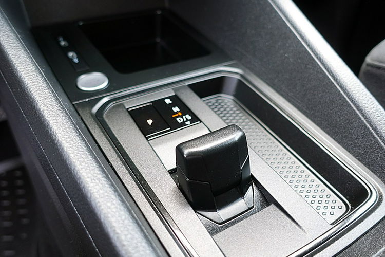 Volkswagen Caddy 7-Osób LONG AUTOMAT LED+Navi FABRYCZNA Gwarancja I-wł Kraj Bezwyp F23% 4x2 zdjęcie 20