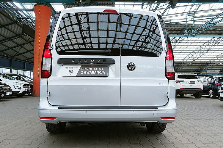 Volkswagen Caddy 7-Osób LONG AUTOMAT LED+Navi FABRYCZNA Gwarancja I-wł Kraj Bezwyp F23% 4x2 zdjęcie 2