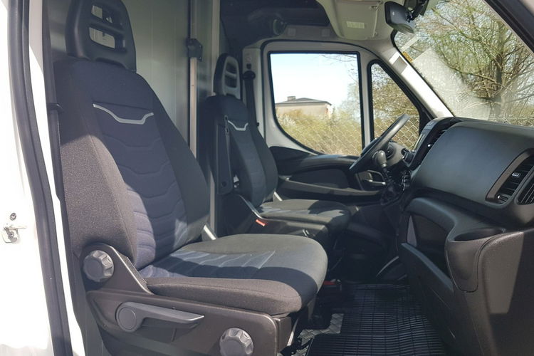 Iveco Daily KONTENER NISKOPODŁOGOWY 4.43x2.23x2.42 SKLEP BAR FOODTRUCK KAMPER AC zdjęcie 8