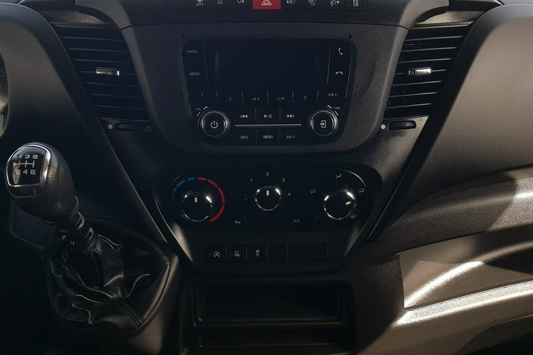 Iveco Daily KONTENER NISKOPODŁOGOWY 4.43x2.23x2.42 SKLEP BAR FOODTRUCK KAMPER AC zdjęcie 10