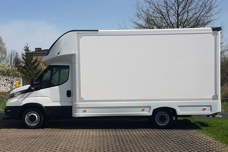 Iveco Daily KONTENER NISKOPODŁOGOWY 4.43x2.23x2.42 SKLEP BAR FOODTRUCK KAMPER AC zdjęcie 11