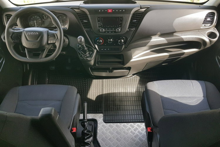 Iveco Daily KONTENER NISKOPODŁOGOWY 4.43x2.23x2.42 SKLEP BAR FOODTRUCK KAMPER AC zdjęcie 26